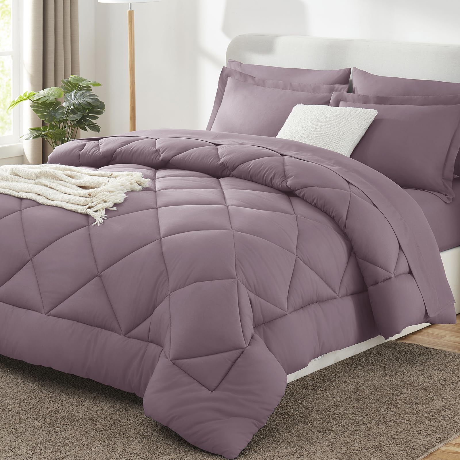 Amazon.com: CozyLux King Comforter Set 102